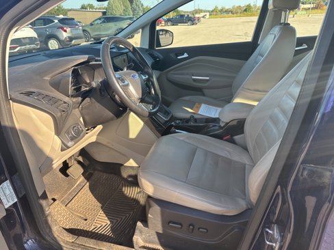 Used 2017 Ford C-MAX Titanium w/ Equipment Group 301A image 8