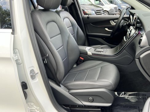 Certified 2021 Mercedes-Benz GLC 300 4MATIC image 26