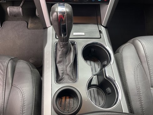 Used 2015 Ford Explorer Limited image 26