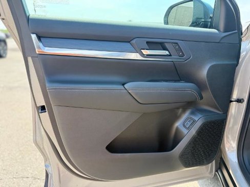 New 2026 GMC Terrain Elevation w/ Elevation Premium Package image 8