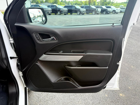 Used 2022 Chevrolet Colorado LT w/ Fleet Safety Package image 20