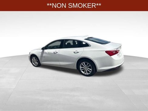 Used 2018 Chevrolet Malibu LT image 4