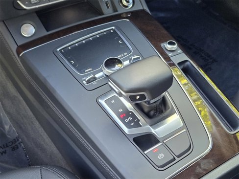 Used 2019 Audi Q5 2.0T Premium Plus w/ Premium Plus Package image 23