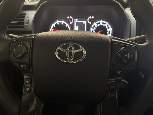 Used 2022 Toyota 4Runner TRD Off-Road Premium image 13