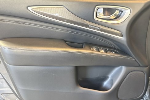 Used 2018 INFINITI QX60 AWD w/ Premium Plus Package image 17