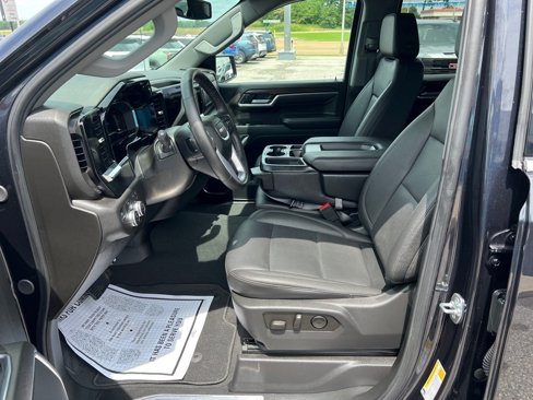 Certified 2025 GMC Sierra 1500 SLT image 11