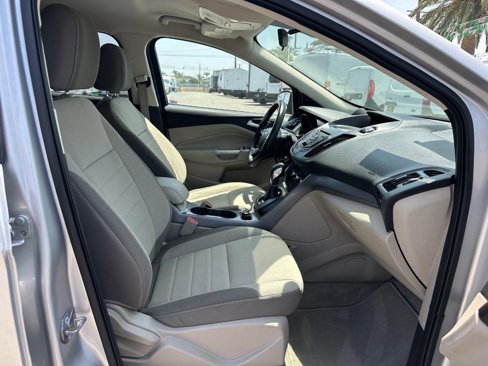 Used 2015 Ford Escape SE image 21