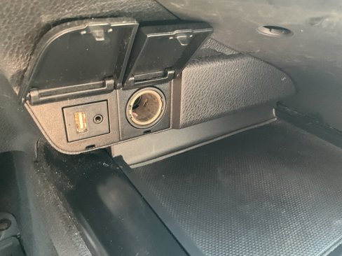 Used 2018 Toyota Camry SE image 12