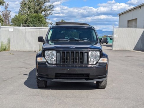 Used 2011 Jeep Liberty 70th Anniversary image 2