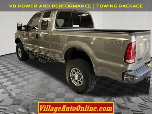 Used 2002 Ford F250 XLT image 2