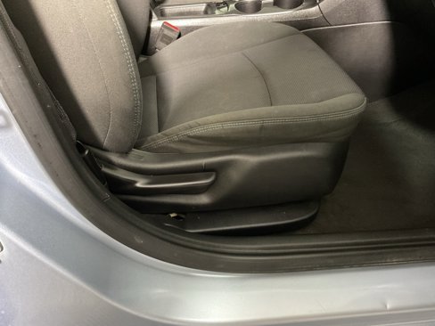 Used 2017 Chevrolet Cruze LT w/ Convenience Package image 31