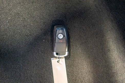 Used 2021 Ford Escape SE image 28