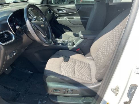 Used 2020 Chevrolet Equinox LT image 9