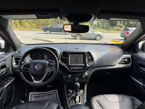 Used 2019 Jeep Cherokee High Altitude image 9