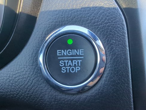 Used 2019 Ford Fusion Titanium image 18