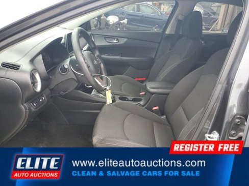 Used 2021 Kia Forte LXS image 14