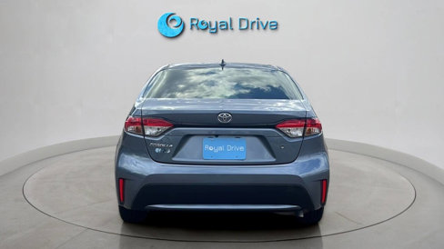 Used 2021 Toyota Corolla L image 4