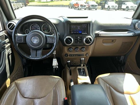 Used 2015 Jeep Wrangler Unlimited Sahara w/ Dual Top Group image 12