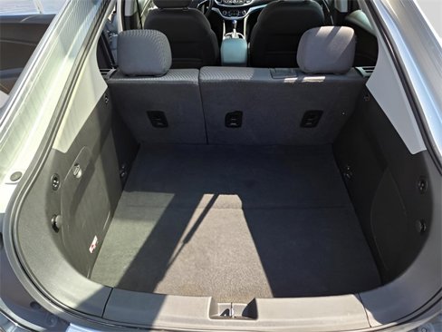 Used 2019 Chevrolet Volt LT image 16