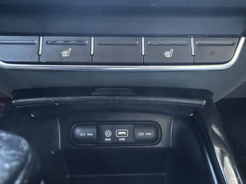 Used 2017 Kia Sorento SX image 43