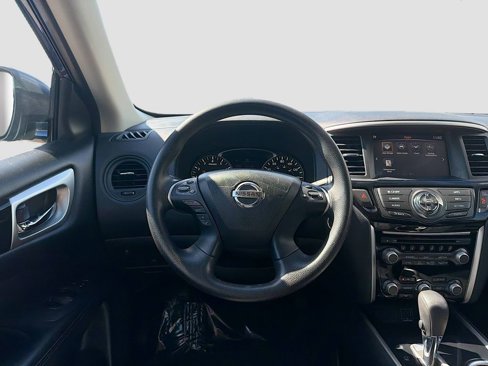 Used 2020 Nissan Pathfinder S image 23