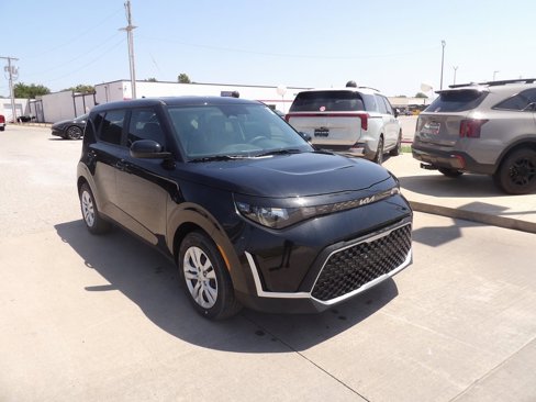 New 2025 Kia Soul LX image 4