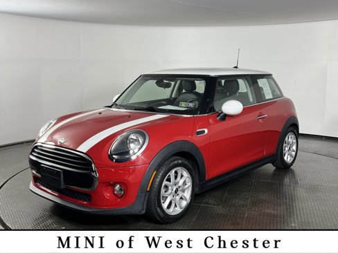 Used 2019 MINI Cooper 2-Door Hardtop w/ Signature Upholstery Package image 1