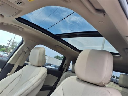 Used 2020 Lincoln Nautilus Reserve image 7