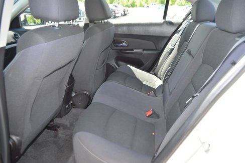 Used 2015 Chevrolet Cruze LT image 21