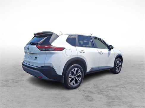 Used 2023 Nissan Rogue SV image 6