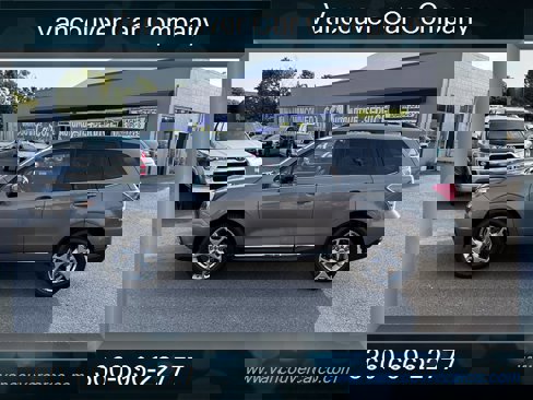 Used 2017 Subaru Forester 2.5i Touring image 1