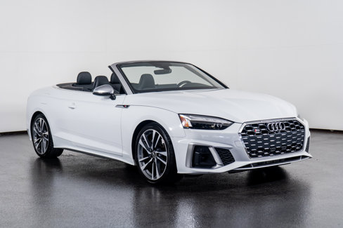 Used 2022 Audi S5 Premium w/ Convenience Package image 4
