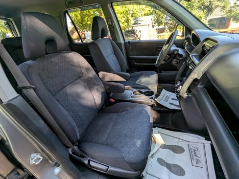 Used 2005 Honda CR-V LX image 18