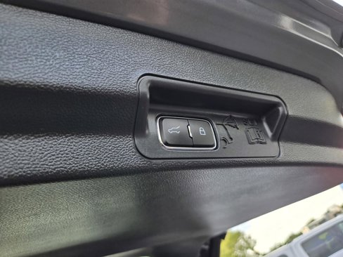 Used 2023 Ford Explorer XLT w/ Equipment Group 202A image 32