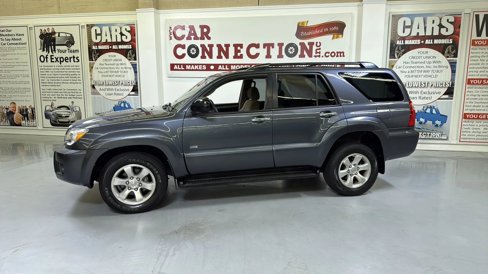 Used 2007 Toyota 4Runner SR5 image 2