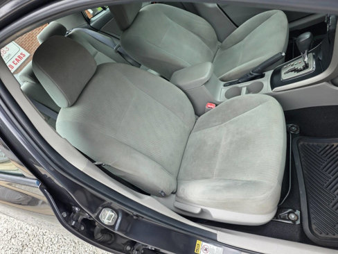 Used 2010 Toyota Corolla LE image 22
