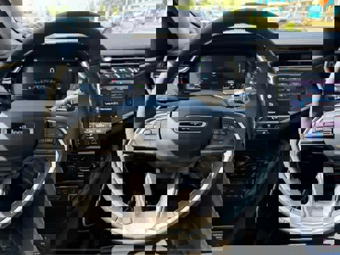 Used 2023 Jeep Grand Cherokee 4WD 4xe image 15