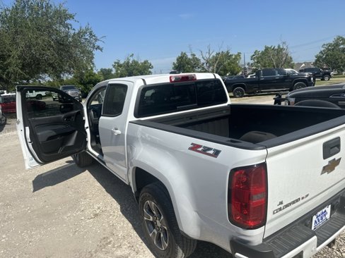 Used 2020 Chevrolet Colorado Z71 image 2