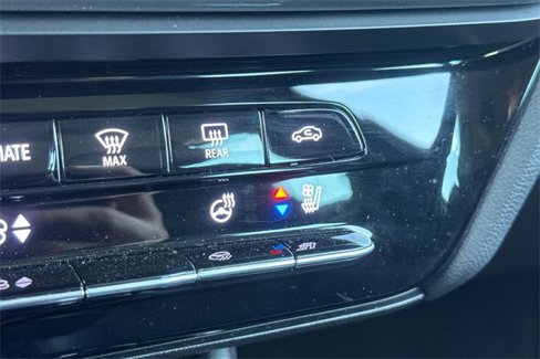 Used 2022 Chevrolet Bolt EUV Premier w/ Super Cruise Package image 30