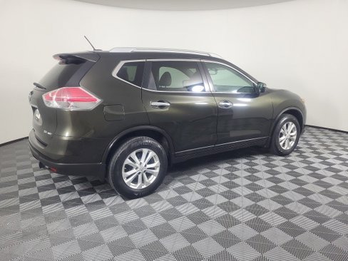 Used 2016 Nissan Rogue SV w/ SV Moonroof Package image 8