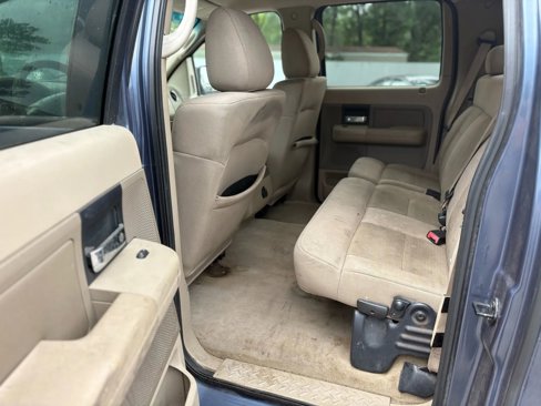 Used 2004 Ford F150 XLT image 11