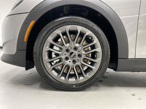 New 2025 MINI Cooper 4-Door Hardtop image 23