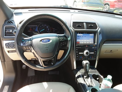 Used 2018 Ford Explorer Limited w/ Equipment Group 301A image 17