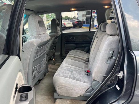 Used 2005 Honda Pilot EX image 12