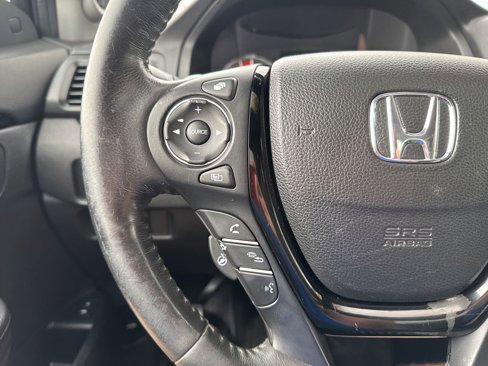 Used 2017 Honda Pilot Elite image 31