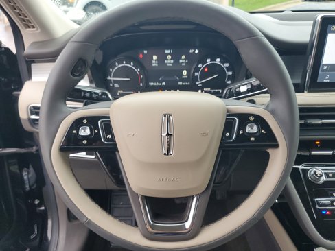 Certified 2022 Lincoln Corsair AWD w/ Equipment Group 101A image 14