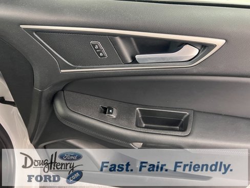 Used 2024 Ford Edge SEL image 33