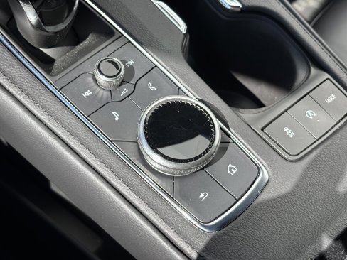 Certified 2023 Cadillac XT4 Premium Luxury w/ Technology Package image 25