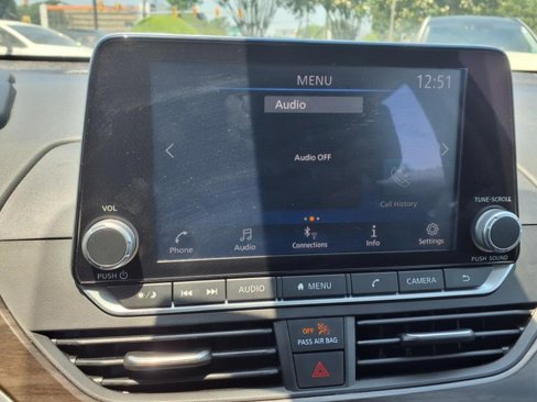 Used 2023 Nissan Altima 2.5 SV image 16