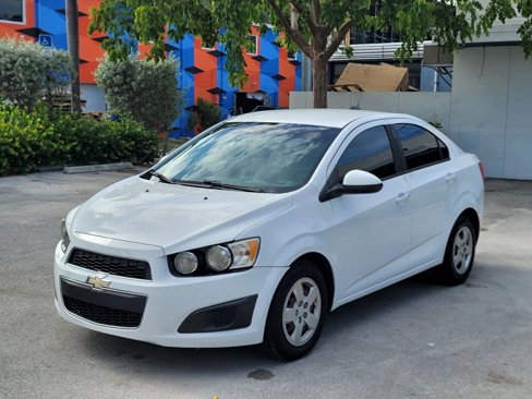 Used 2015 Chevrolet Sonic LS image 1